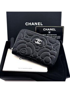 Chanel Wallet New Camellia
